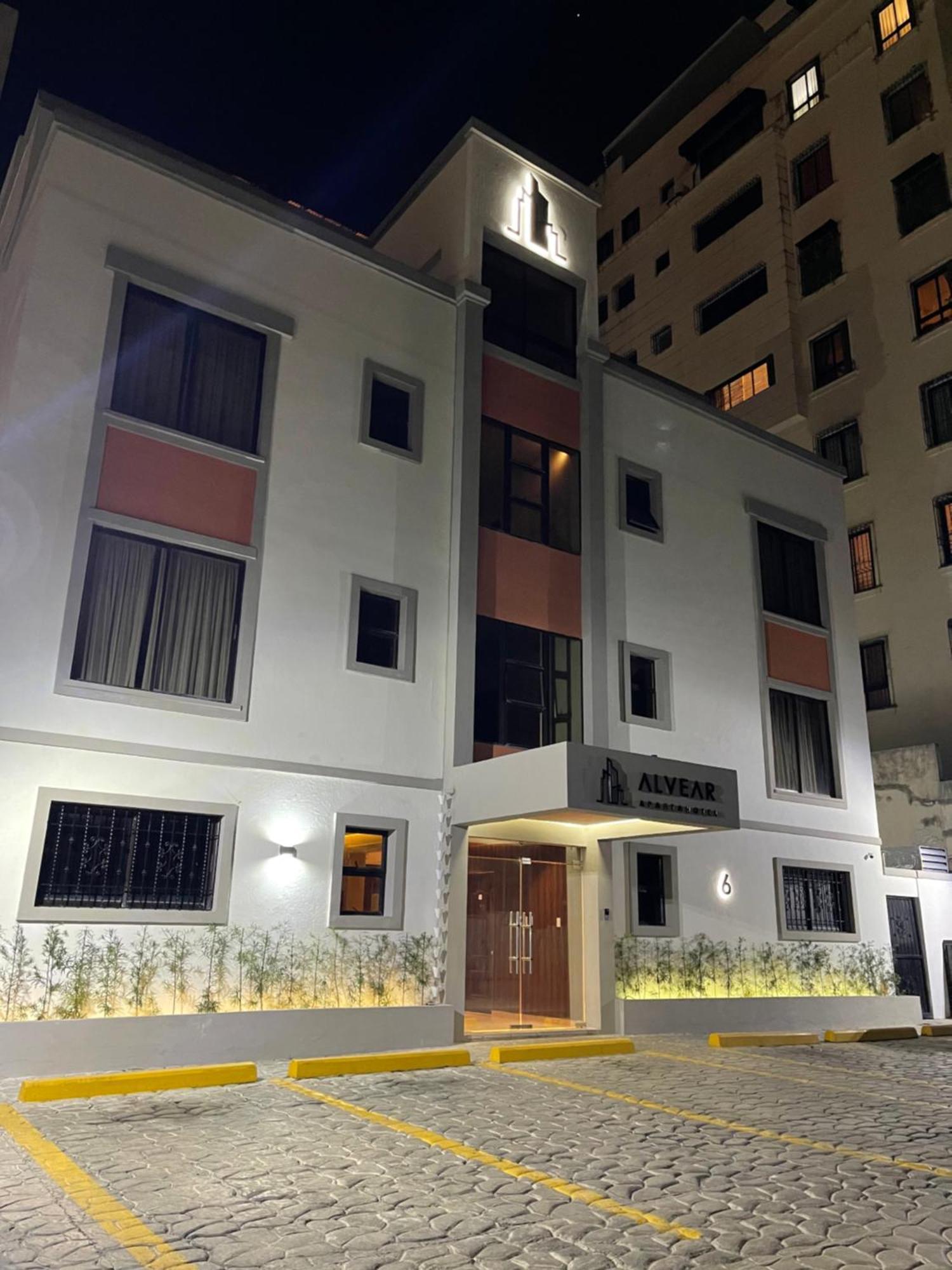 Apartahotel Alvear Santo Domingo Exterior photo