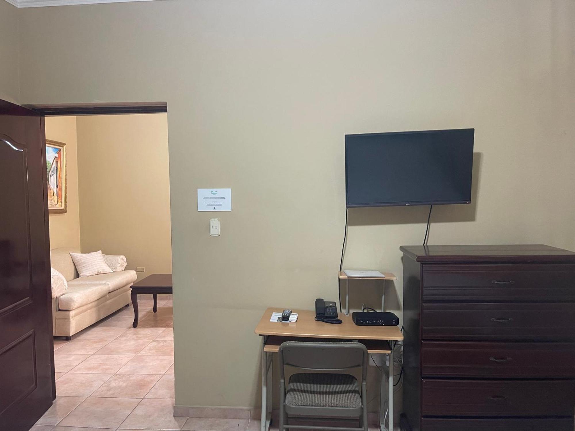 Apartahotel Alvear Santo Domingo Exterior photo